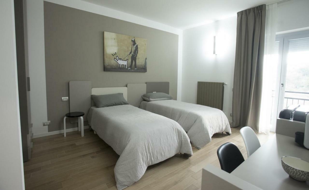 Il Posto Accanto Hotell Avellino Eksteriør bilde